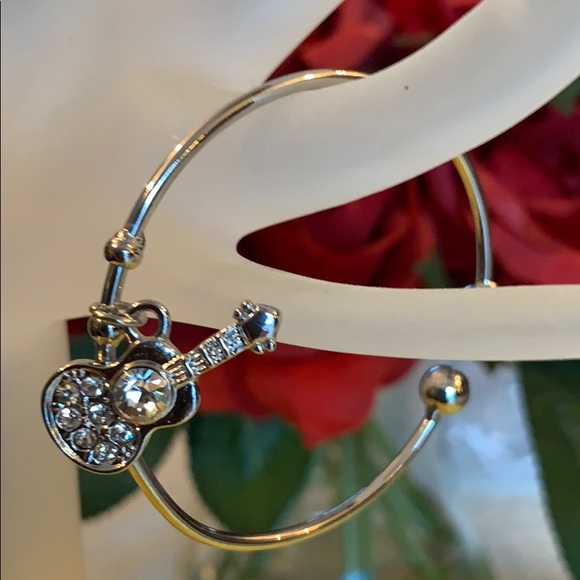 New Crystal Guitar Bracelet - Picture 8 of 8